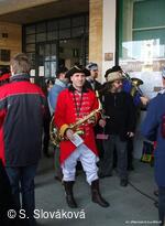 * Z DĚNÍ VE MĚSTĚ