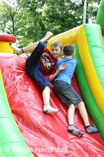 * Z DĚNÍ VE MĚSTĚ