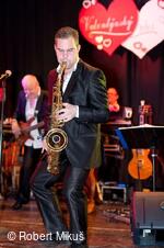 * Z DĚNÍ VE MĚSTĚ